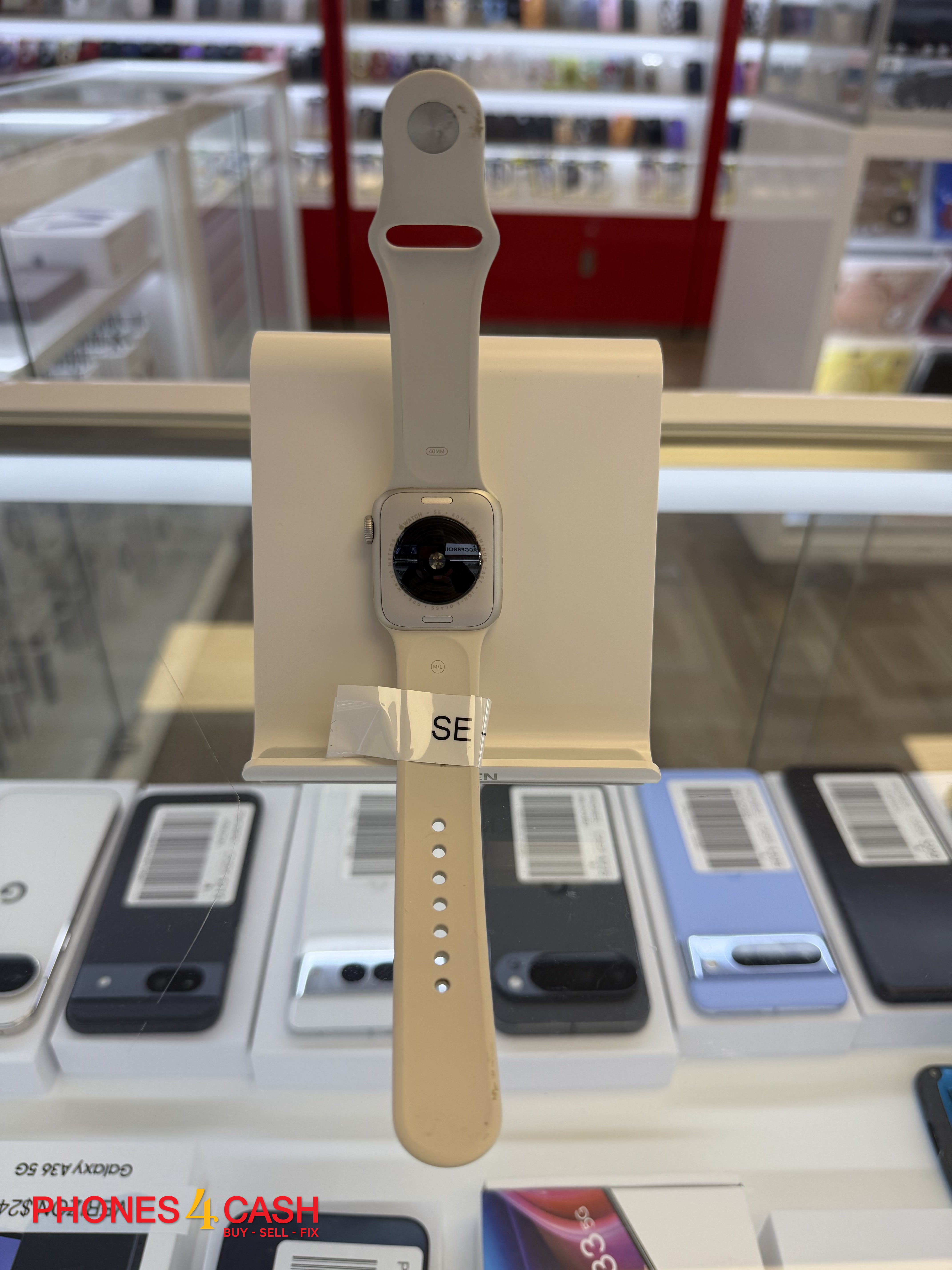 Apple Watch SE (2nd Gen) - 40mm Starlight Aluminum, Sport Band (GPS) - photo 2