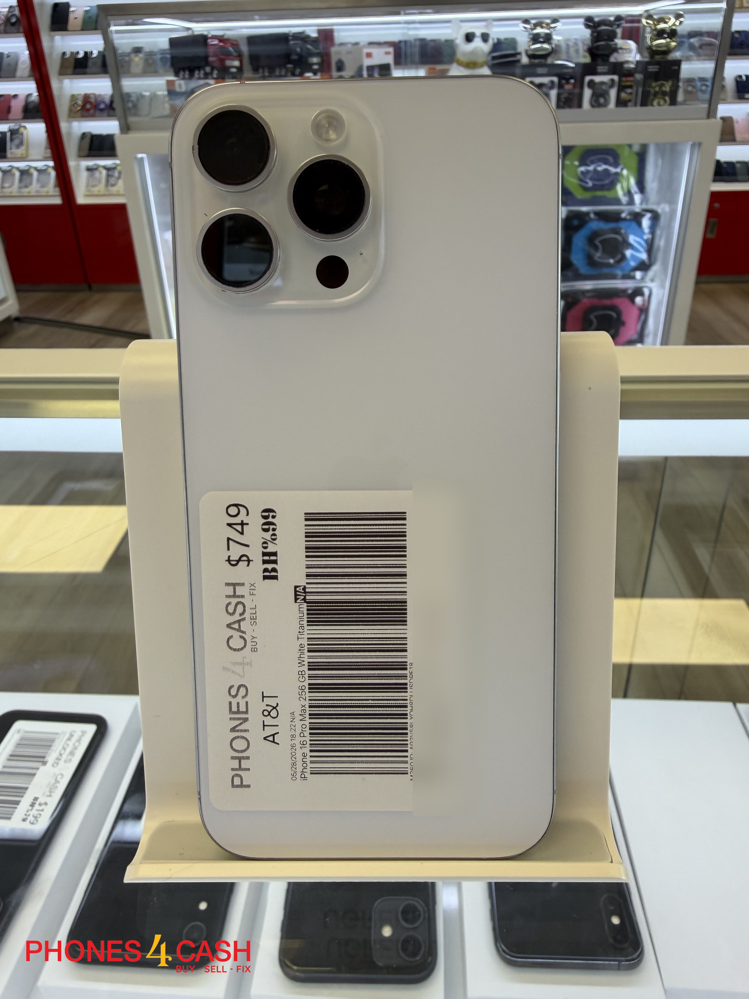 iPhone 16 Pro Max - 256GB White Titanium (AT&T)