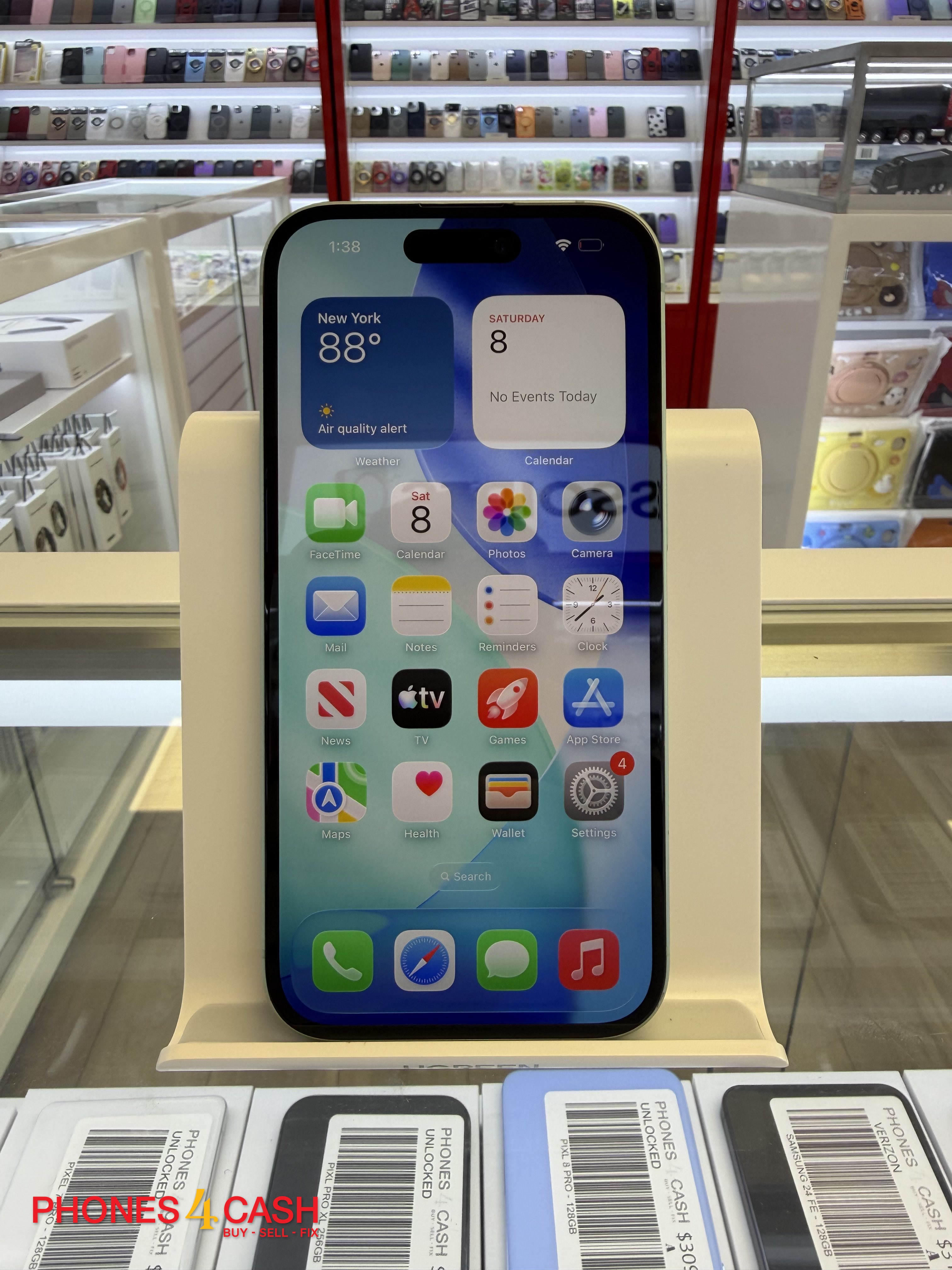 iPhone 15 - 128GB Green (Unlocked) - photo 2