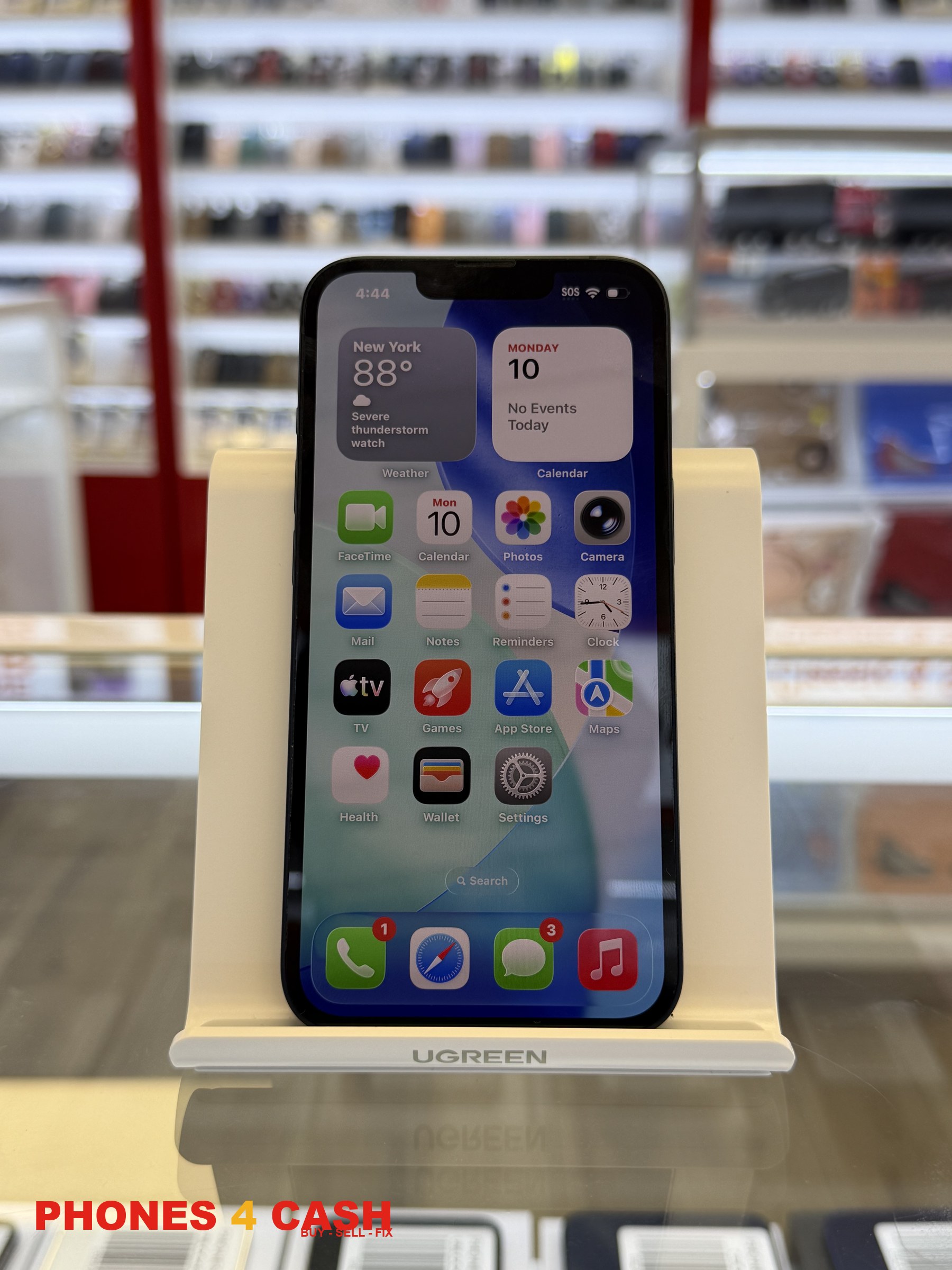 iPhone 13 - 128GB Midnight (Unlocked) - photo 2
