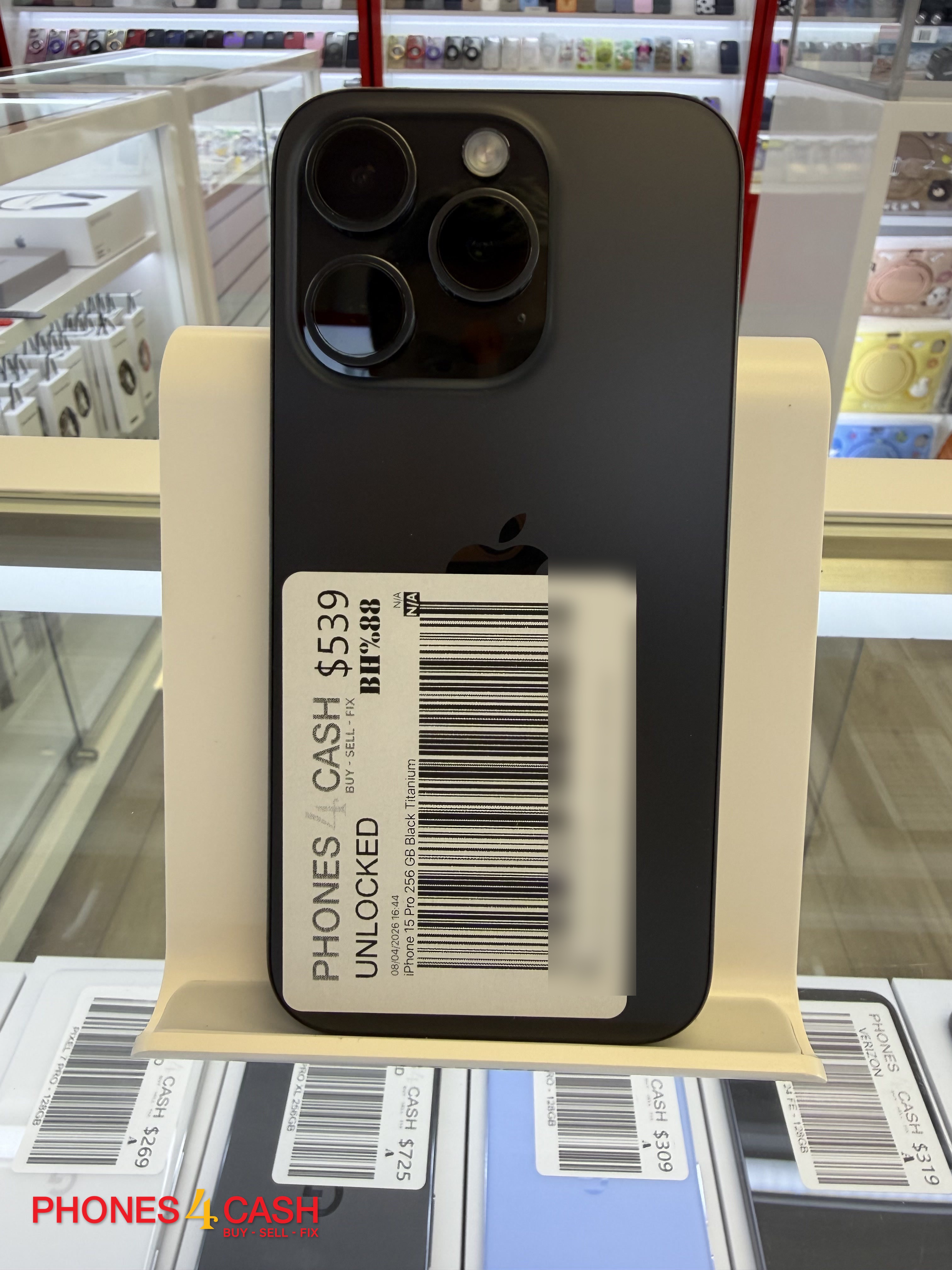 iPhone 15 Pro - 256GB Black Titanium (Unlocked)