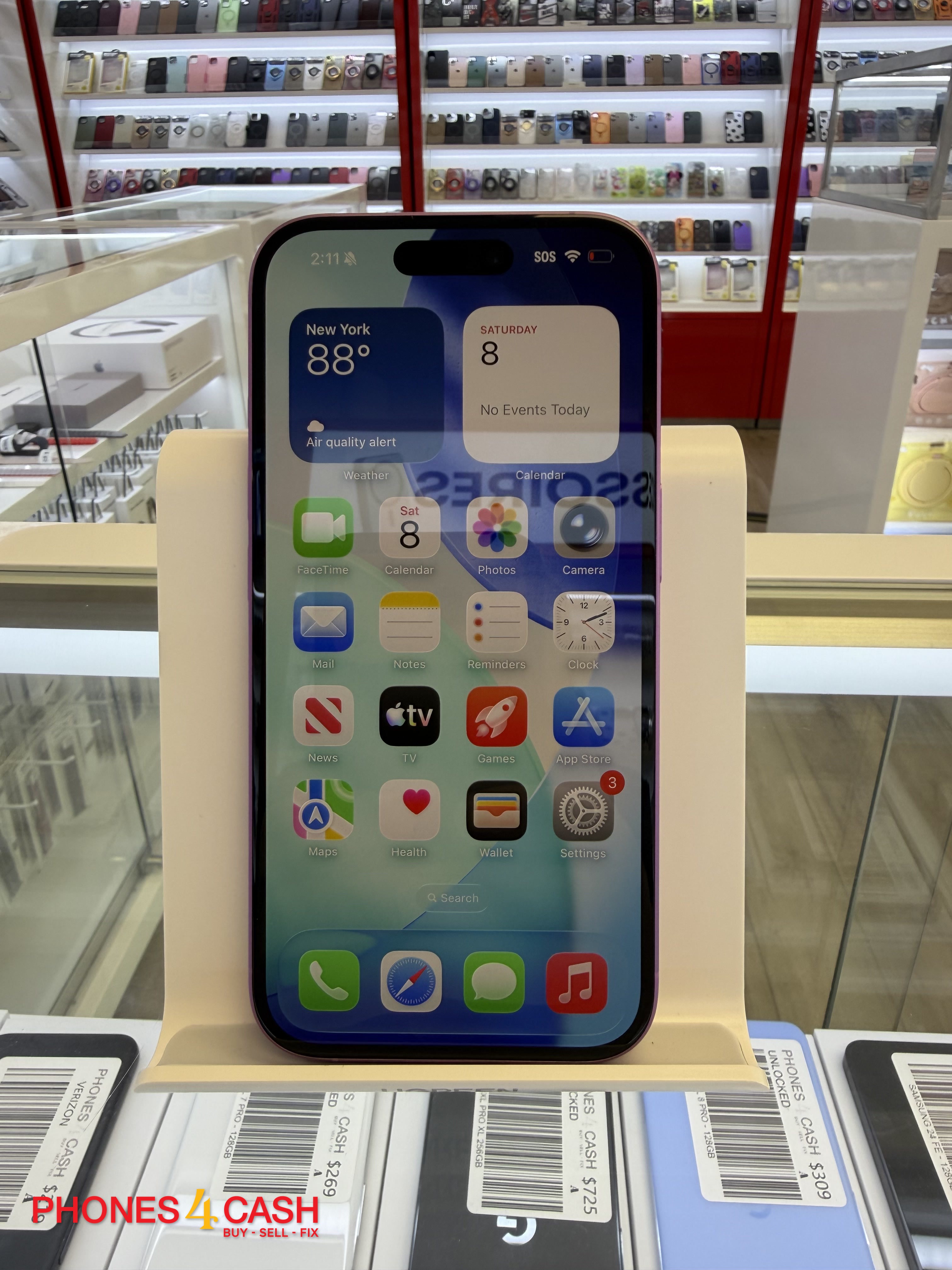 iPhone 16 - 128GB Pink (AT&T) - photo 2