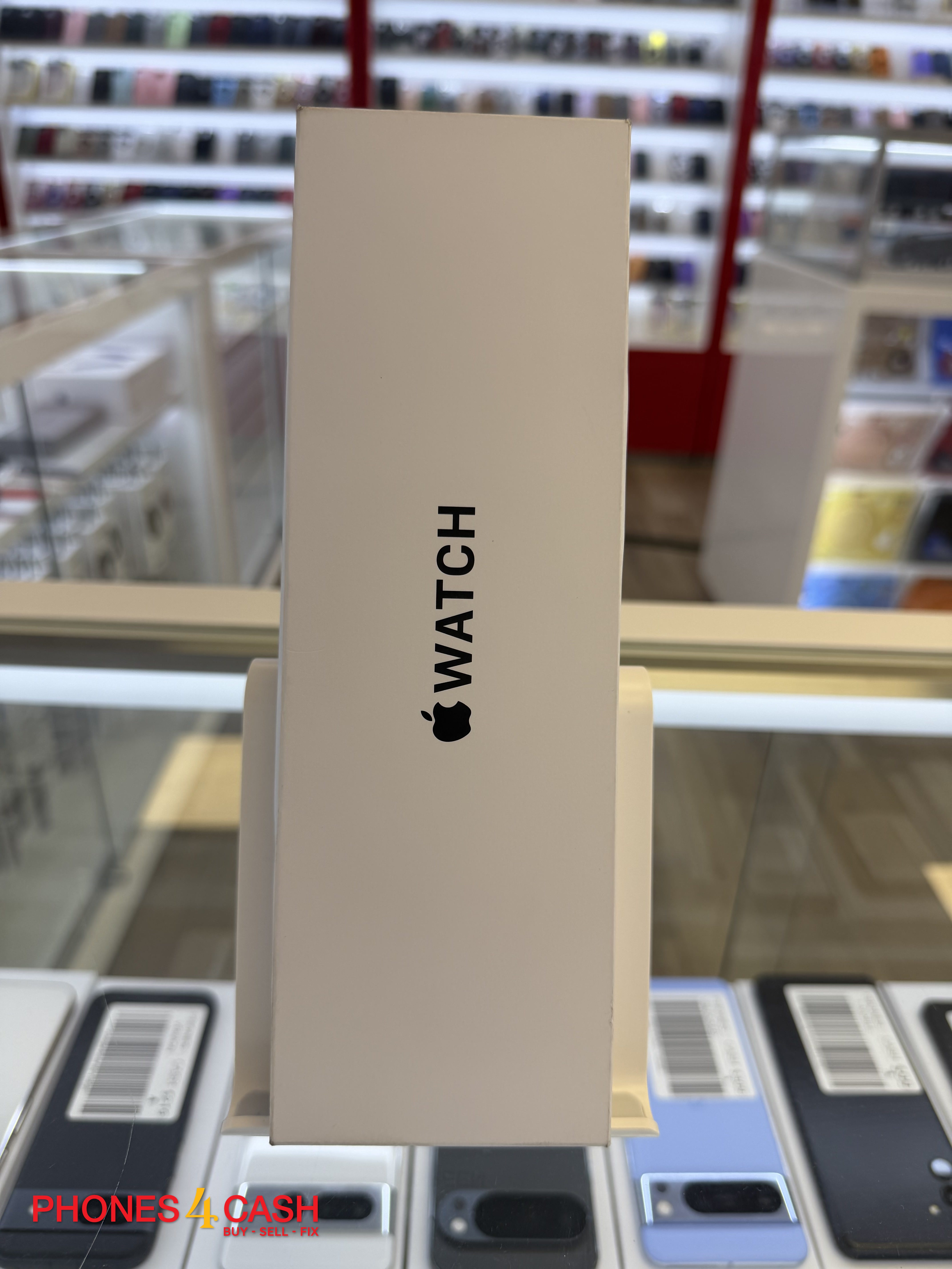 Apple Watch SE 3 - 44mm Midnight Aluminum, Midnight Sport Band M/L (GPS + Cellular) - Open Box