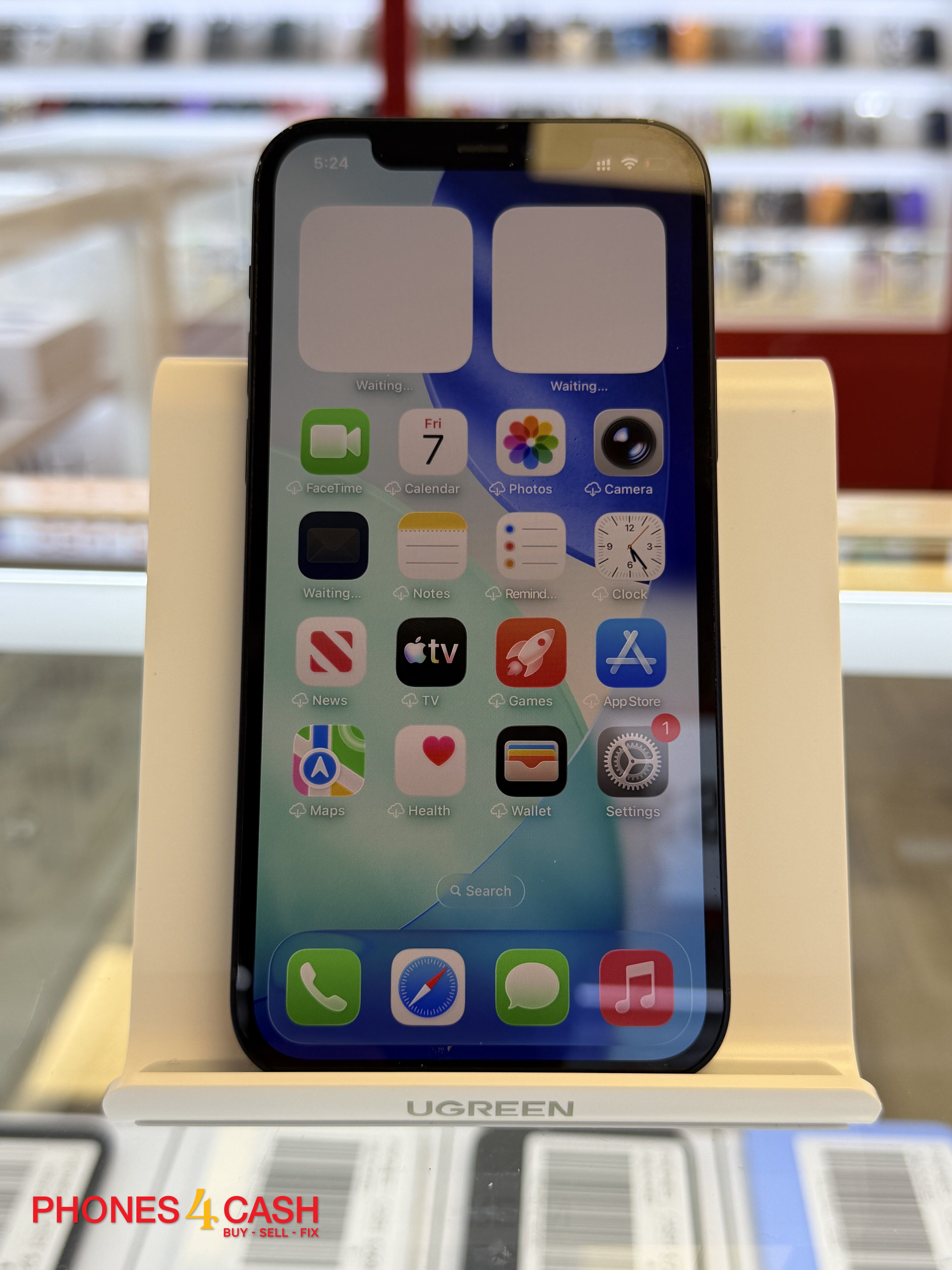 iPhone 12 - 64GB Black (Unlocked) - photo 2