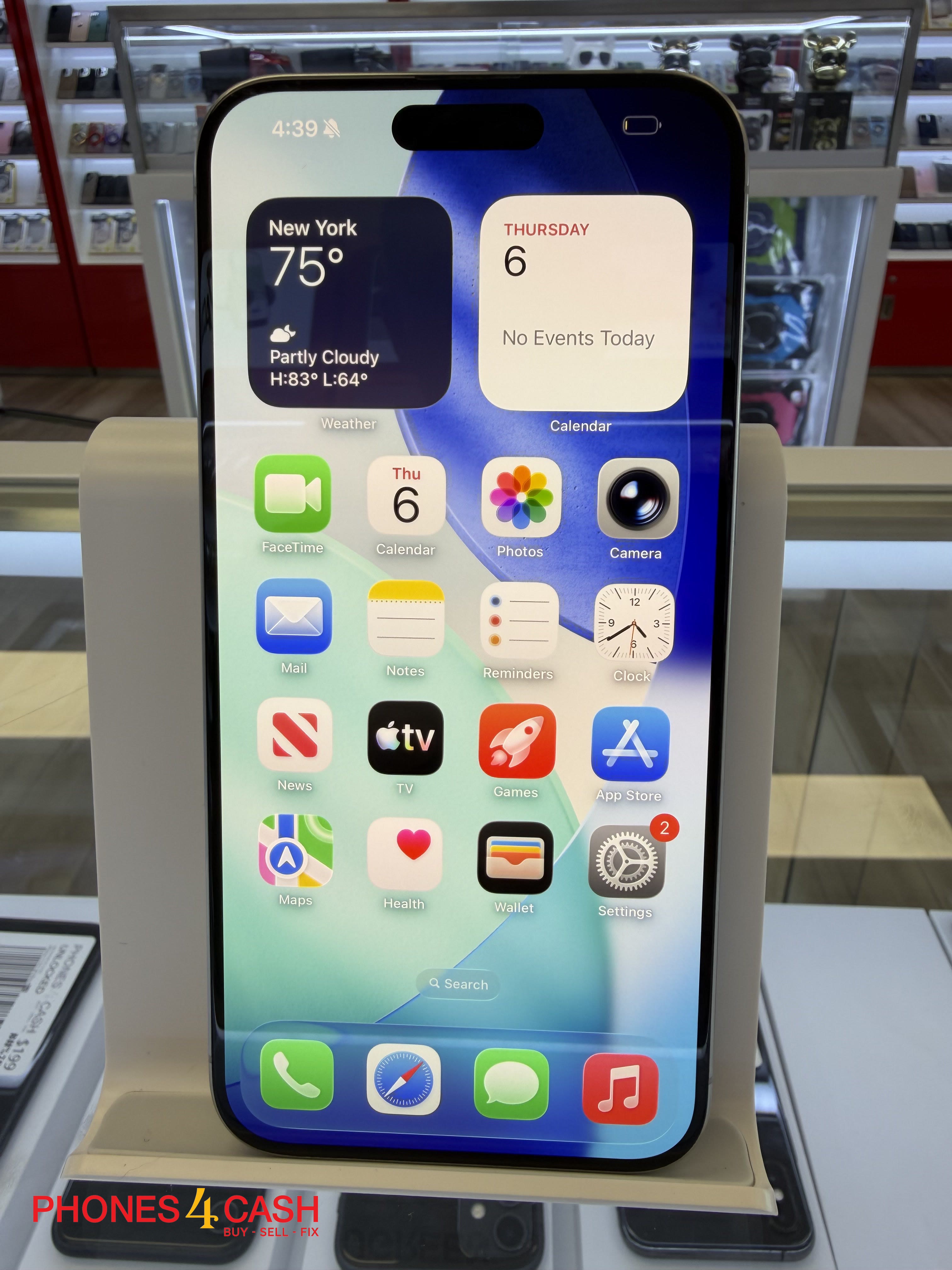 iPhone 15 Pro Max - 256GB White Titanium (AT&T) - photo 2