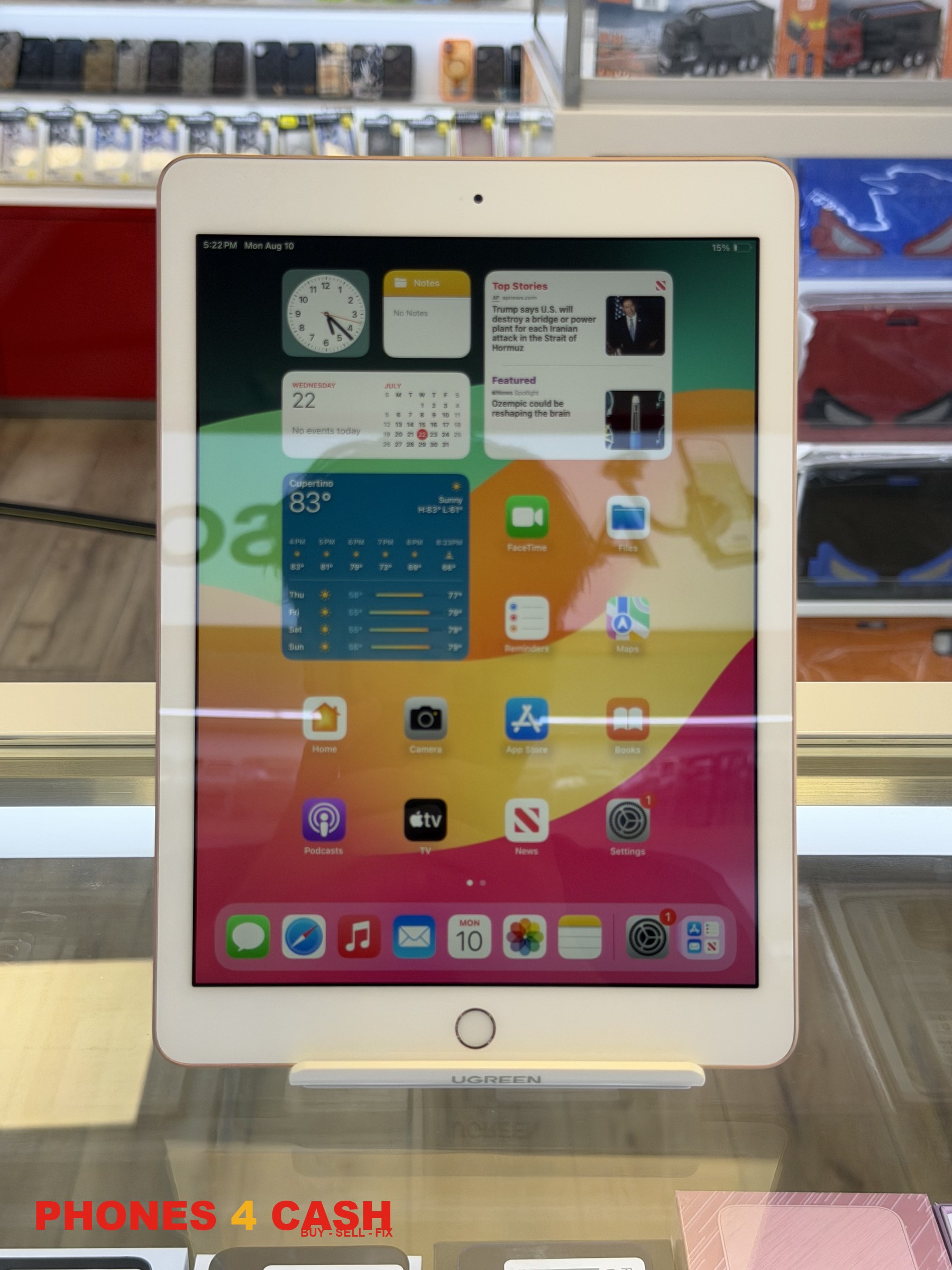 iPad (6th Gen) - 128GB Wi-Fi - photo 2