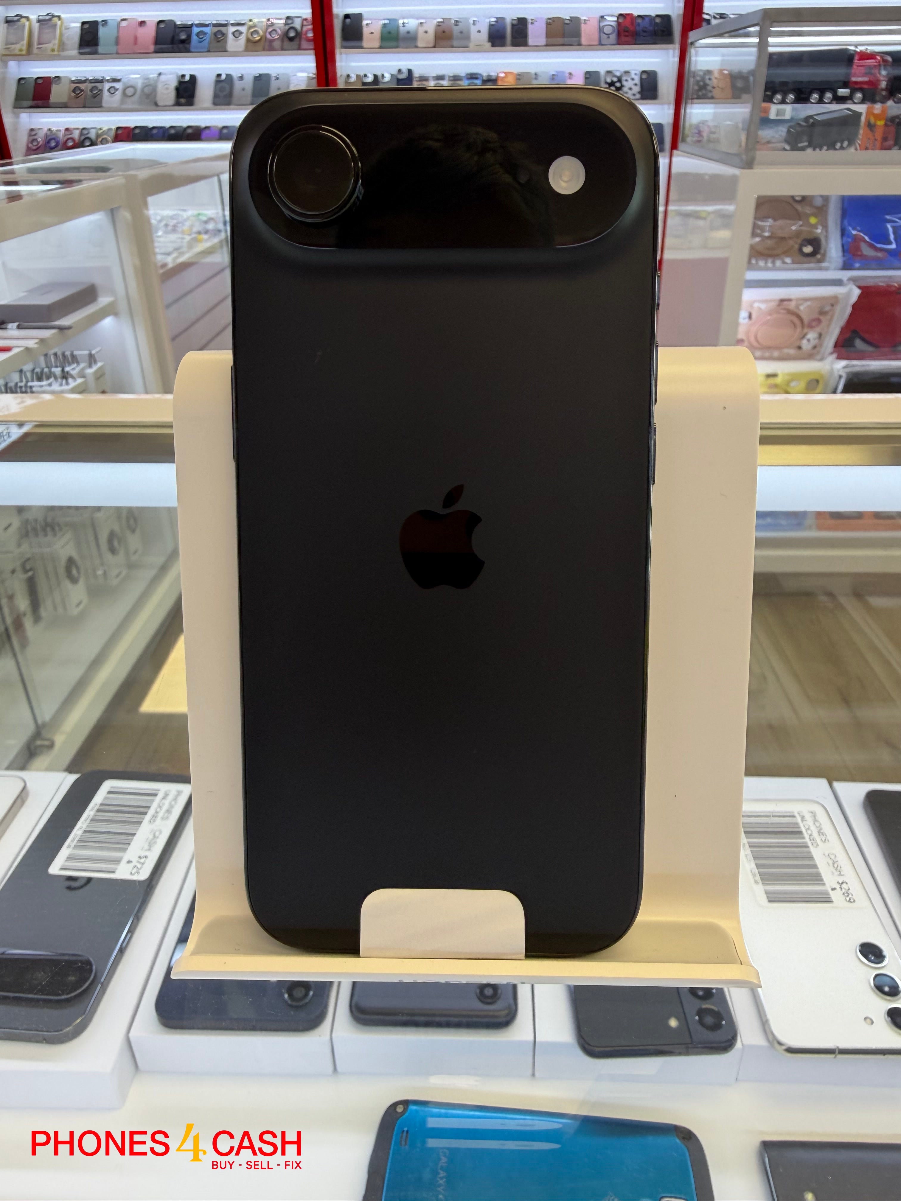 iPhone 17 Air - 256GB Black (Verizon Locked) — New, Open Box